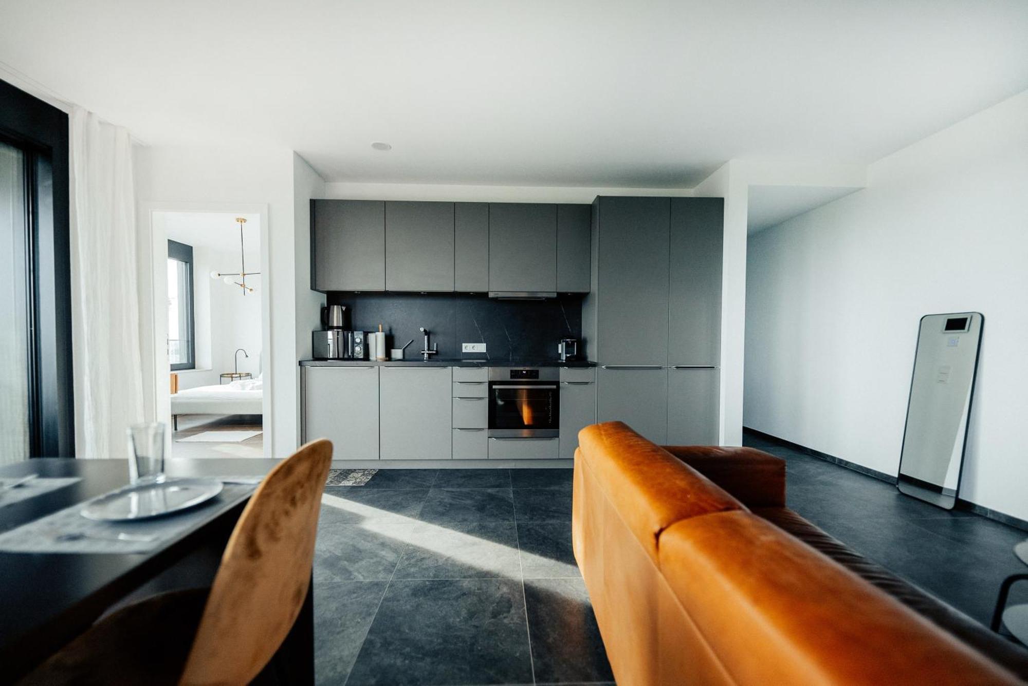 Apartment Luxury 1 Bedroom Apart W Swimmingpool, Spa & Fitness - Zenith Towers