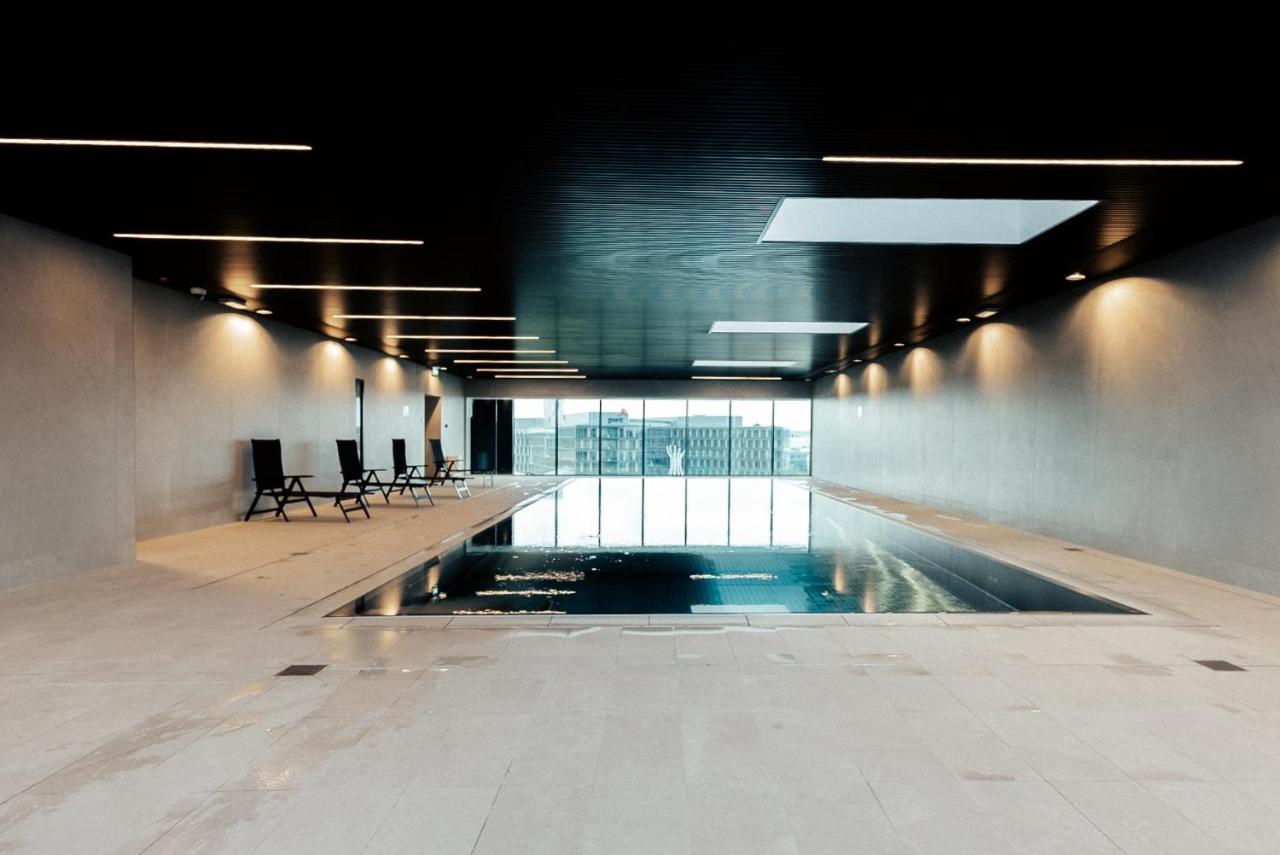 Luxury 1 Bedroom Apart W Swimmingpool, Spa & Fitness - Zenith Towers Apartment Luxemburg